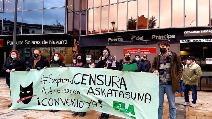 Greba egiteagatik Sephorak hiru langile zigortu dituela salatu du ELAk