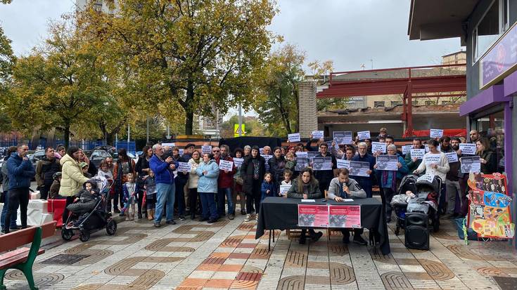 Donibanen eta Mendillorrin, euskarazko haur eskolen aldeko kanpaina hasi da