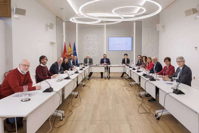 Lau urteko epean hartuko du trafikoa bere gain Foruzaingoak
