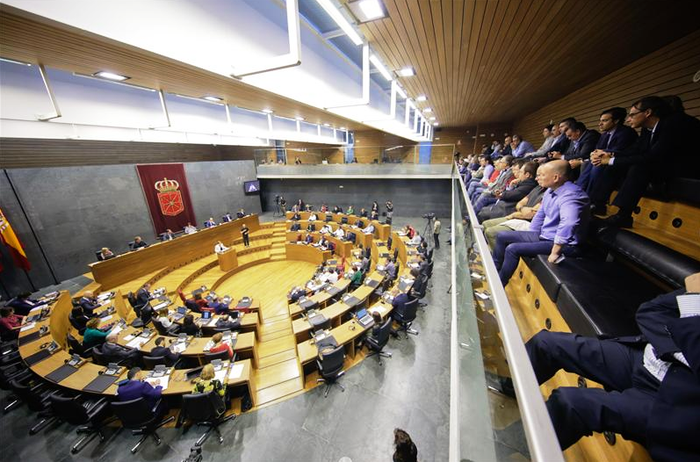 Gobernu akordioaren "sendotasuna" goraipatu eta UPNk eragindako "suntsiketa" salatu du Barkosek