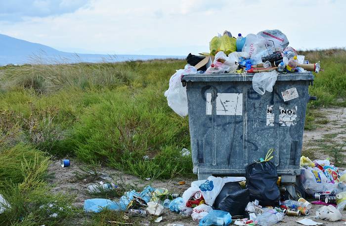 Nafarroako 10 gaztetik ia 8k murriztu dute plastikozko poltsen erabilera