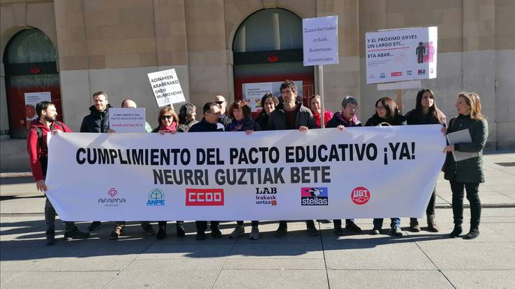 Hezkuntza ituna betetzea exijitu du gehiengo sindikalak