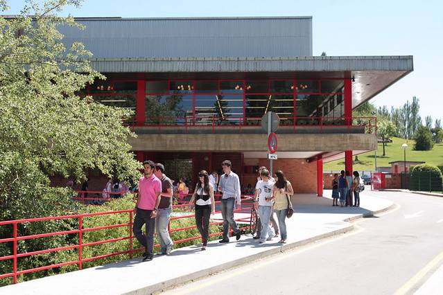 Nafarroako Unibertsitate pribatuko ikasleak ez dira klasera itzuliko ikasturte honetan