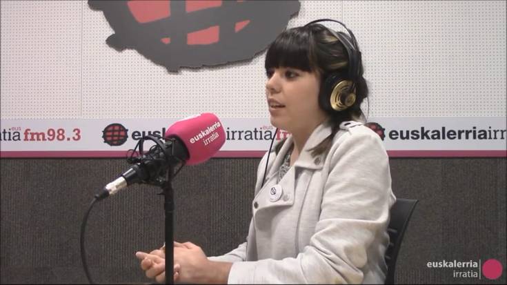 Lohizune Amatria:  "Belarria prest eduki behar dugu kazetariok gustatzen ez zaigun hori ere entzuteko"