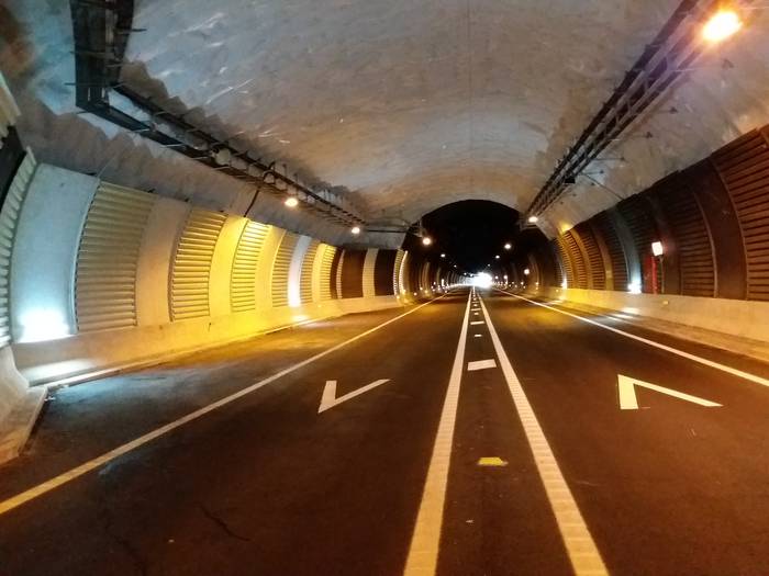 Belate eta Almandozeko tunelak, zabalik
