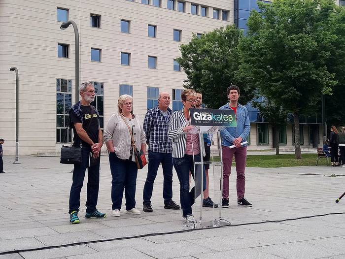 Altsasuko auzia salatzeko "elkartasun kilometroa" eskainiko die gurasoei Gure Esku Dagok