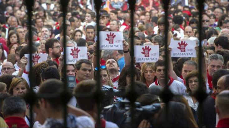 Sanferminetan izan diren eraso sexistak salatzeko manifestazioa izanen da gaur