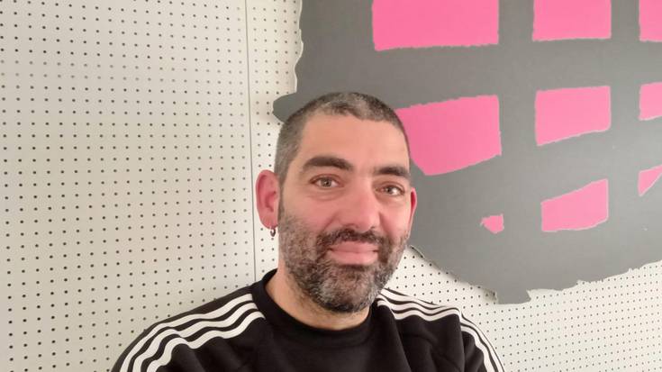 Dani Sanz: "Ez dut ezagutzen txotisa dantzatzen dakien inor"