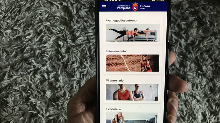 Etxetik mugitu gabe kirola egiteko aplikazioa zabaldu du Iruñeko Udalak