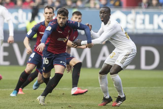 Osasuna-Real Madril partidan irainak salatu ditu Ligak
