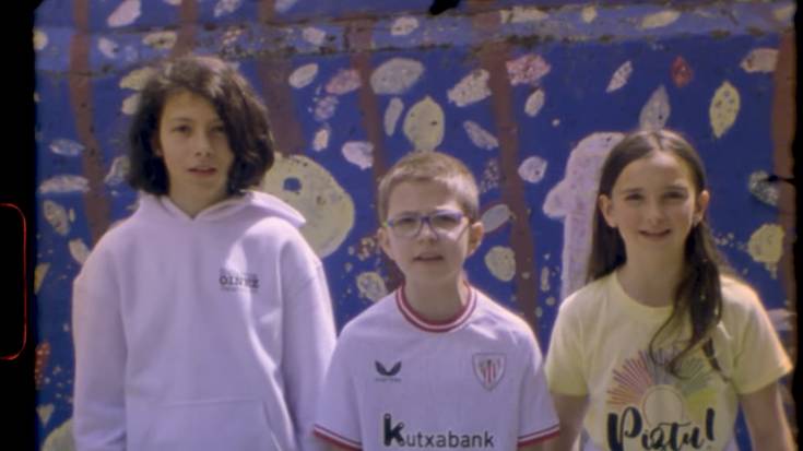 Skabideanek eta Amaia Aldanondok egin dute 2024ko Nafarroa Oinezaren kantua