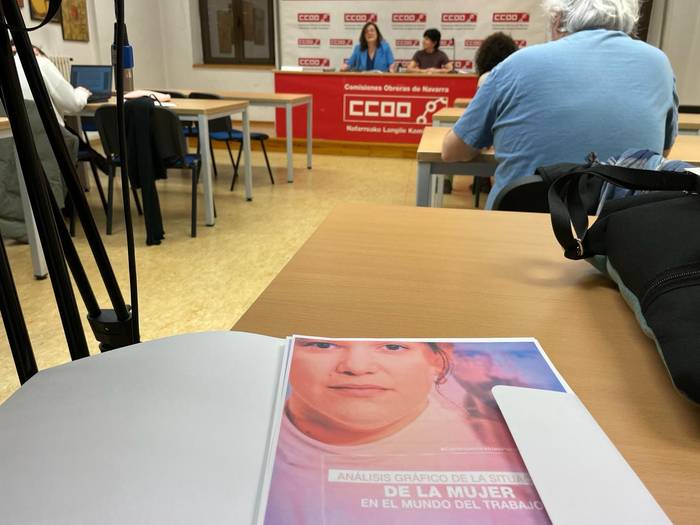 Emakumeen eta gizonen arteko soldata arrakala %27koa da Nafarroan, CCOOren txosten baten arabera