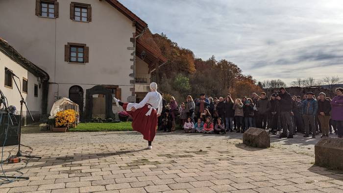 Espejo Valero jeneralaren fitxaketa bertan behera utzi du Madrilgo erkidegoak, Zabalza auzian inplikaturik egon zela zabaldu denean