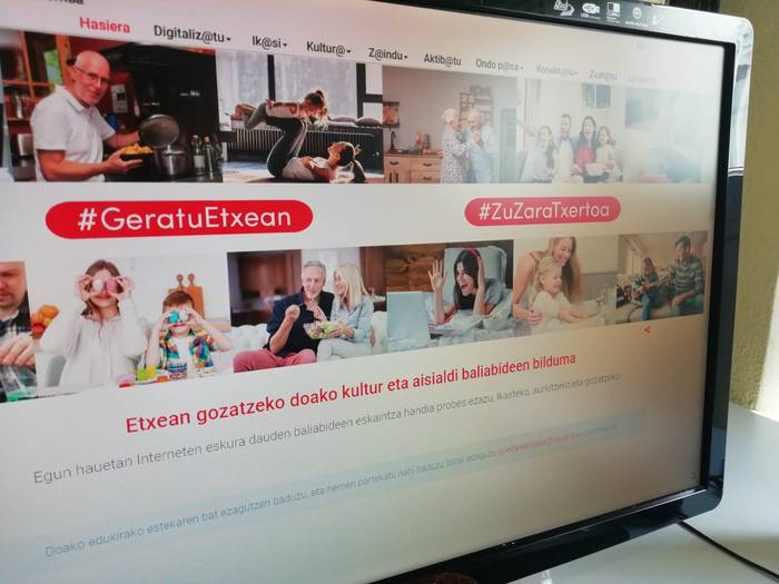 Gobernuak webgune berria aurkeztu du prestakuntzarako eta aisialdirako proposamenekin