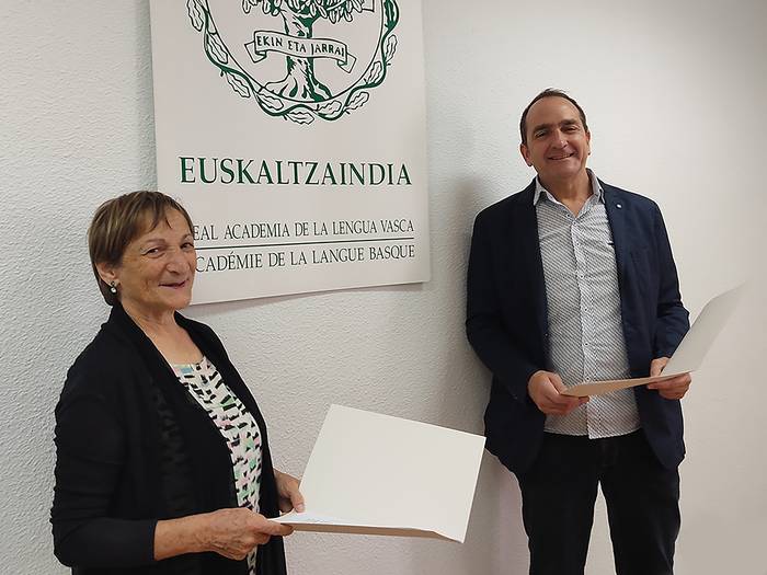Mañeruibarko haur euskaldunak sarituko dituzte Iruñeko Komunikabideak Fundazioak eta Euskaltzaindiak