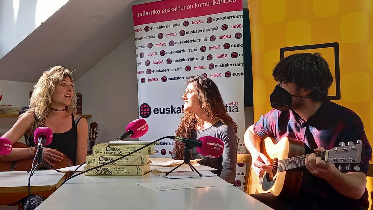 Lusin Betea taldeak musikarekin girotu du saioaren amaiera