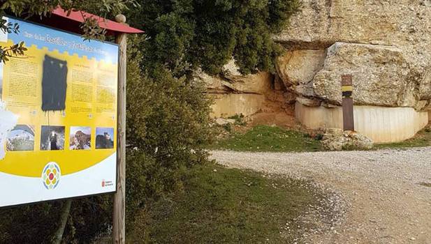 Euskarazko hitzak estali dituzte Villamayor de Monjardin herrian