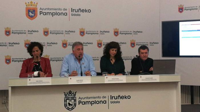 Iruñeko Udalak 9,7 milioi euro bideratuko ditu auzoetarako, mugikortasunerako, etxebizitzak eraberritzeko eta azpiegiturak hobetzeko