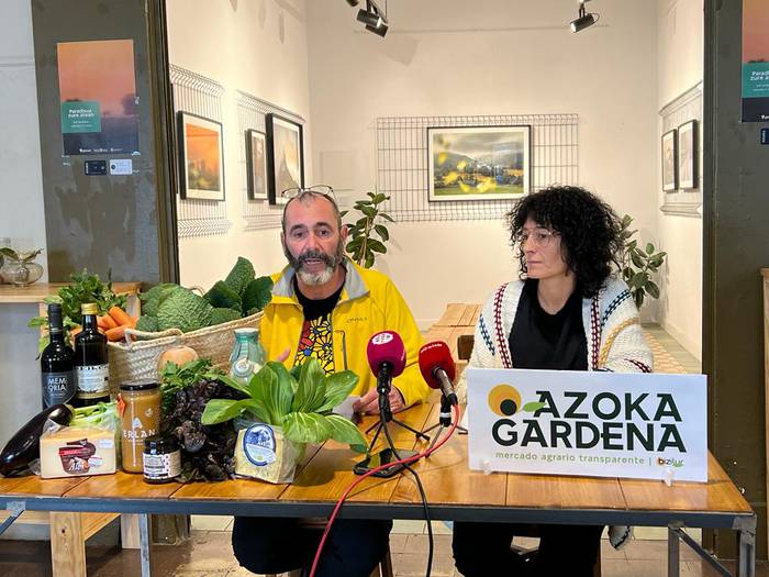 Azoka Gardena hilabetean behin Iruñeko Geltokin