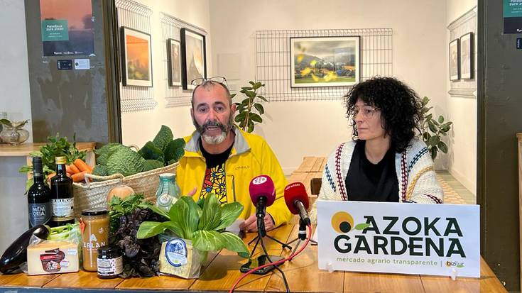 Azoka Gardena hilabetean behin Iruñeko Geltokin