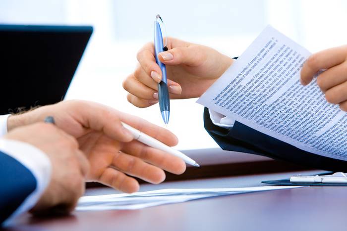 % 2,25 igo ditu Nafarroako Gobernuak administrazioko langileen soldatak