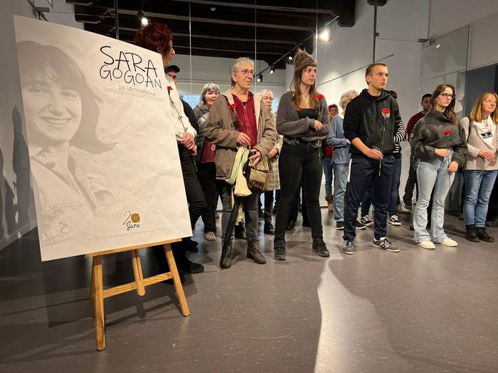 Sara Fernandez biktima bezala ofizialki aitortua izatea eskatu dute