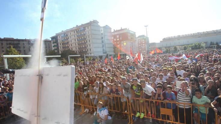 Antonio Liberal Irigoienek jaurtiko du gaur Antsoaingo jaietako suziria