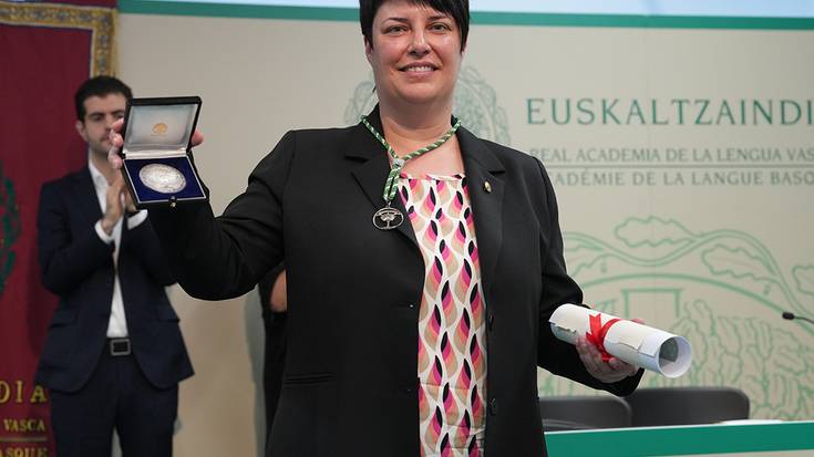 15 belarkiz osatutako hitzaldia