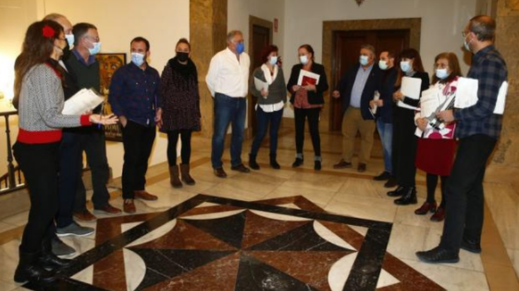 Oposizioak bakarrik utzi ditu Enrique Maia eta Navarra Suma