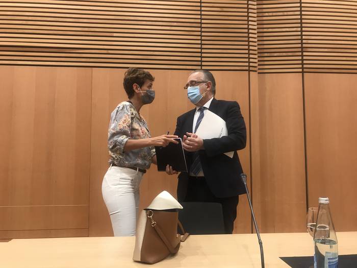 Iruñeko egoera aztertzeko bilera eginen dute gaur Txibitek eta Maiak