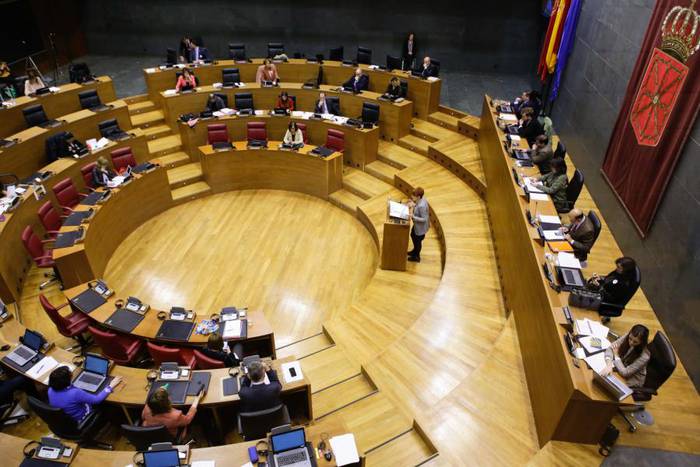 12 hautagaitza aurkeztu dituzte Nafarroako Parlamentuko hauteskundeetara