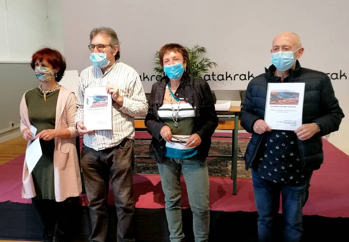 Nafarroan uraren kudeaketan izan diren gatazka nagusiak bildu dituzte Sustrai Erakuntzak eta Urbizik