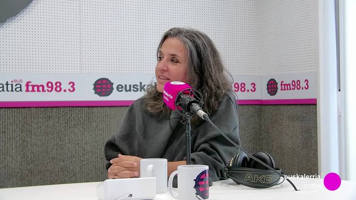 Anari: "Jendeak disko honetako abestiekin konektatu duela sentitzen dut"