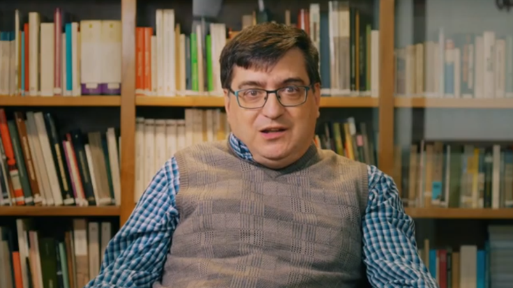 Josu Jimenez Maia: "Poesia maite duen orori ateak zabalik zaizkio"