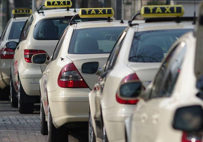Espetxera doan taxi zerbitzua mantendu eginen da