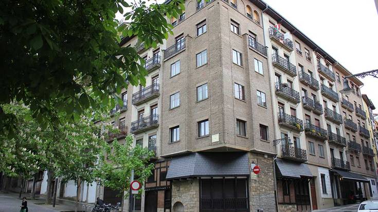 Hitzaldia: 'Nafarroako Armarria, Arrano Beltza eta bertze ipuin batzuk'