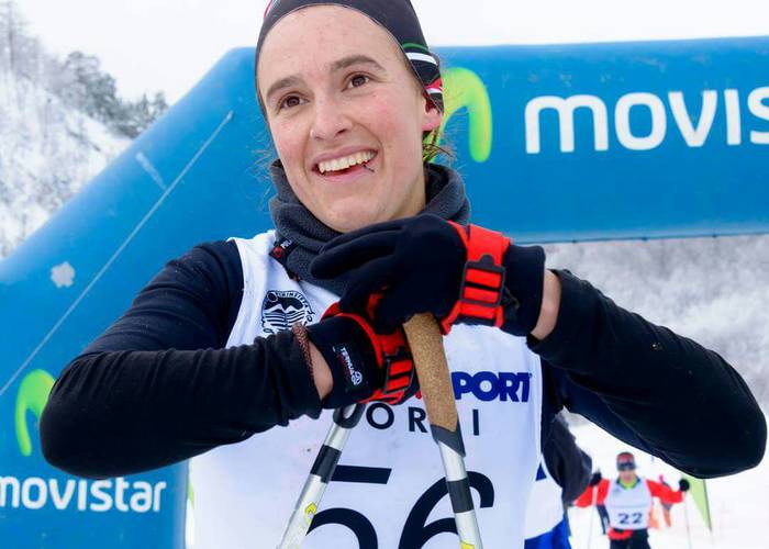 Enara Oronoz, neguko triatleta eta telebistako izarra