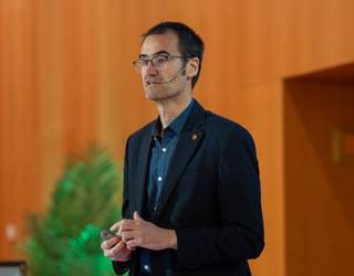 Martin Larraza (NUP): "Unibertsitateak badu euskara plana eta berri bat prestatzen ari gara"