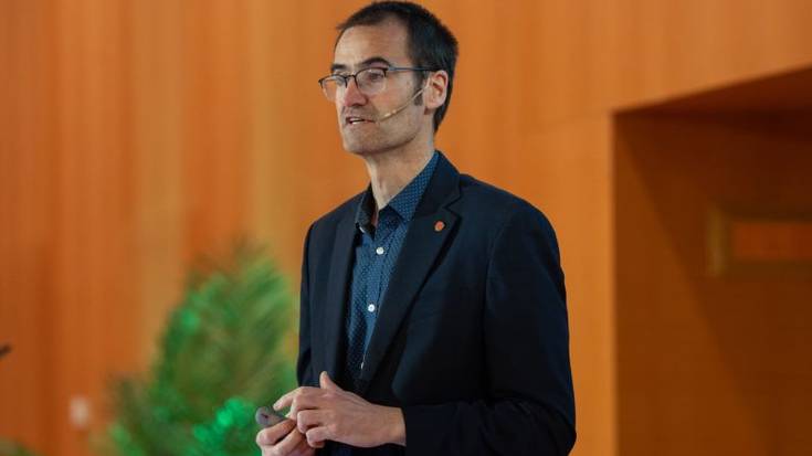 Martin Larraza (NUP): "Unibertsitateak badu euskara plana eta berri bat prestatzen ari gara"