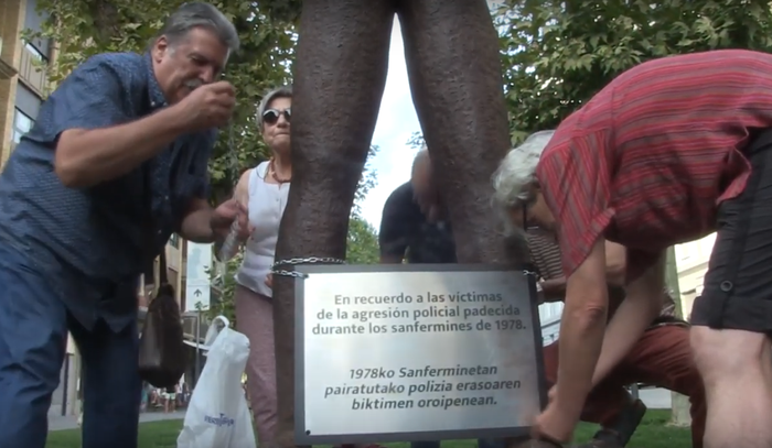Kartela birjarri dute Gogoan monumentuan