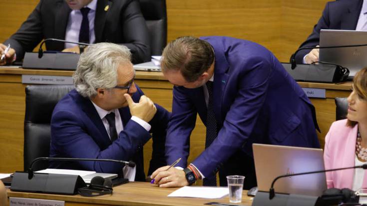 Esparzak aitortu du Madrilgo eta Murtziako PP-ren eta Cs-en hausturak ez duela Navarra Suma "laguntzen"