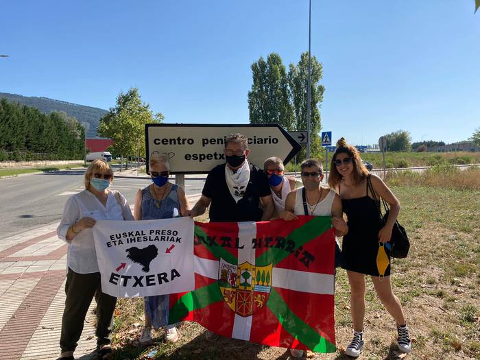 Mikel Gil preso txantrearra aske geratu da
