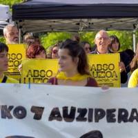 Lurraren defentsarako mugimenduen hiru adibide aztertuko ditu Berriak, Iruñean