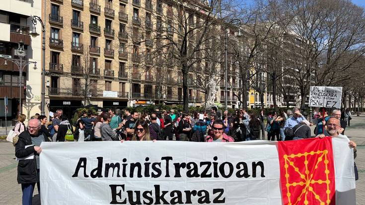 Nafarroako Administrazioetan Euskararen Eguna: Lan deialdietan euskara kontuan hartzeko beharra agerian jartzeko