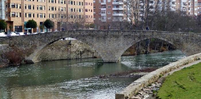 Ebroko Ur Konfederazioak Santa Engraziko presa konpontzeko baimena ukatu dio udalari