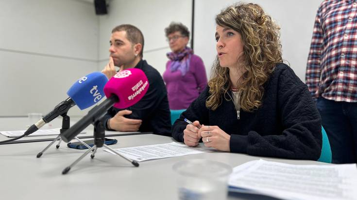 Nafarroako gutxieneko soldataren aldeko sinadura bilketa martxan jarri dute sindikatuek