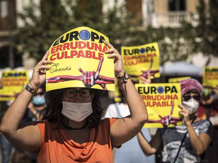 Moriako errefuxiatuak "eskuragarri dauden" baliabideetan hartzea eskaini dio Nafarroak Espainiari