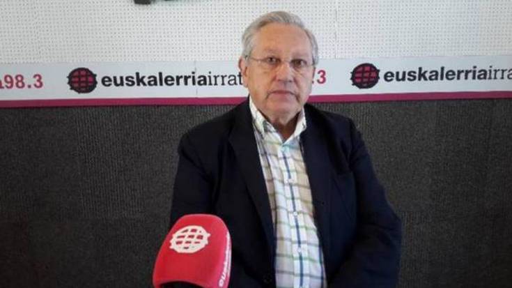 “Nafarroako Parlamentuan aldibereko itzulpena hasieratik eta naturaltasunez ezarri zen”