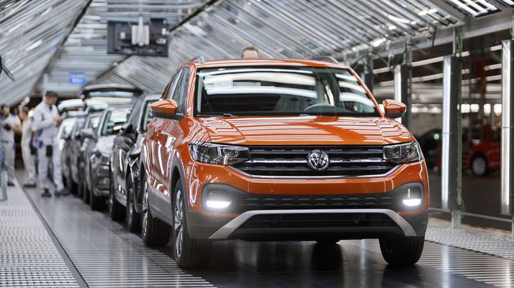 Volkswagen Nafarroa astelehenean eta ostiralean itxiko dute, pieza faltagatik