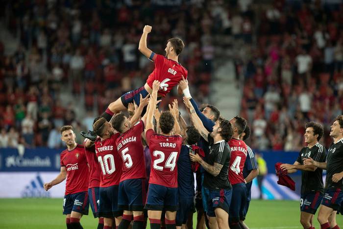 Oier Sanjurjok futbola utziko du